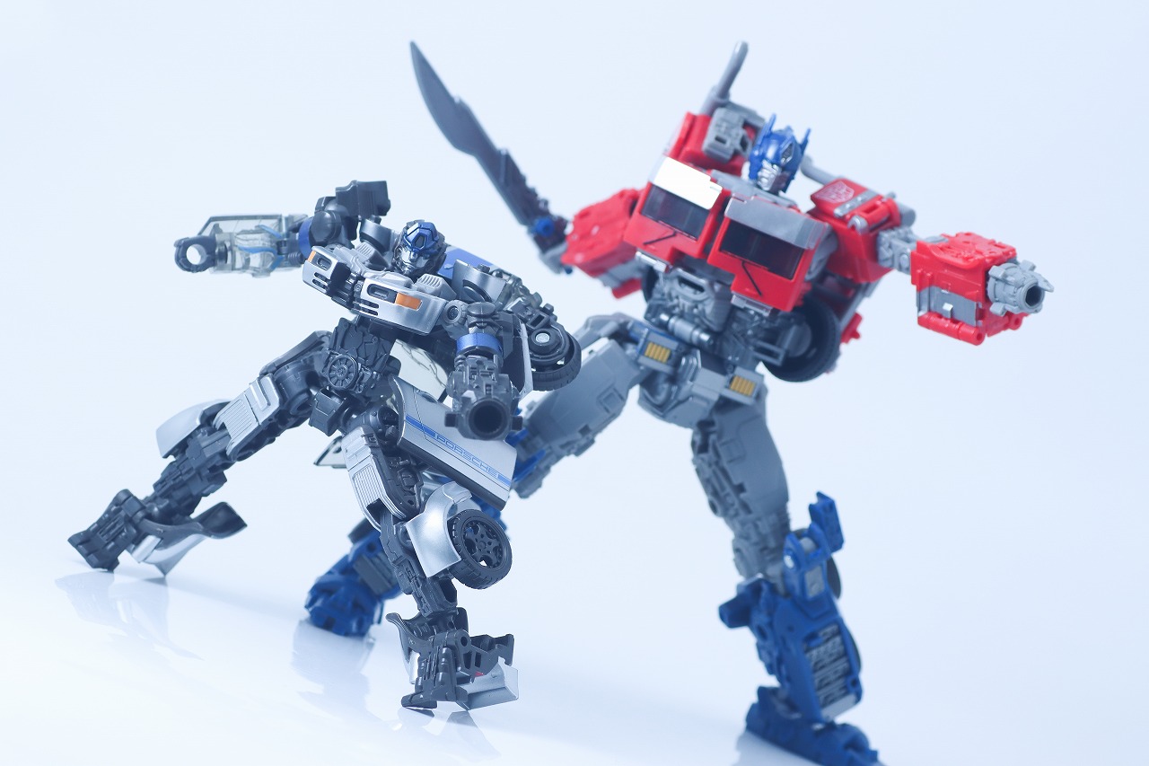 トランスフォーマー　スタジオシリーズ SS-141　ミラージュ　レビュー　アクション　オプティマスプライム