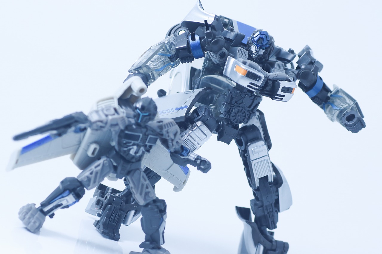 トランスフォーマー　スタジオシリーズ SS-141　ミラージュ　レビュー　アクション