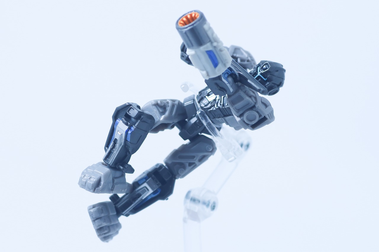 トランスフォーマー　スタジオシリーズ　SS-116 ノア・ディアス エクセルスーツ　レビュー　アクション