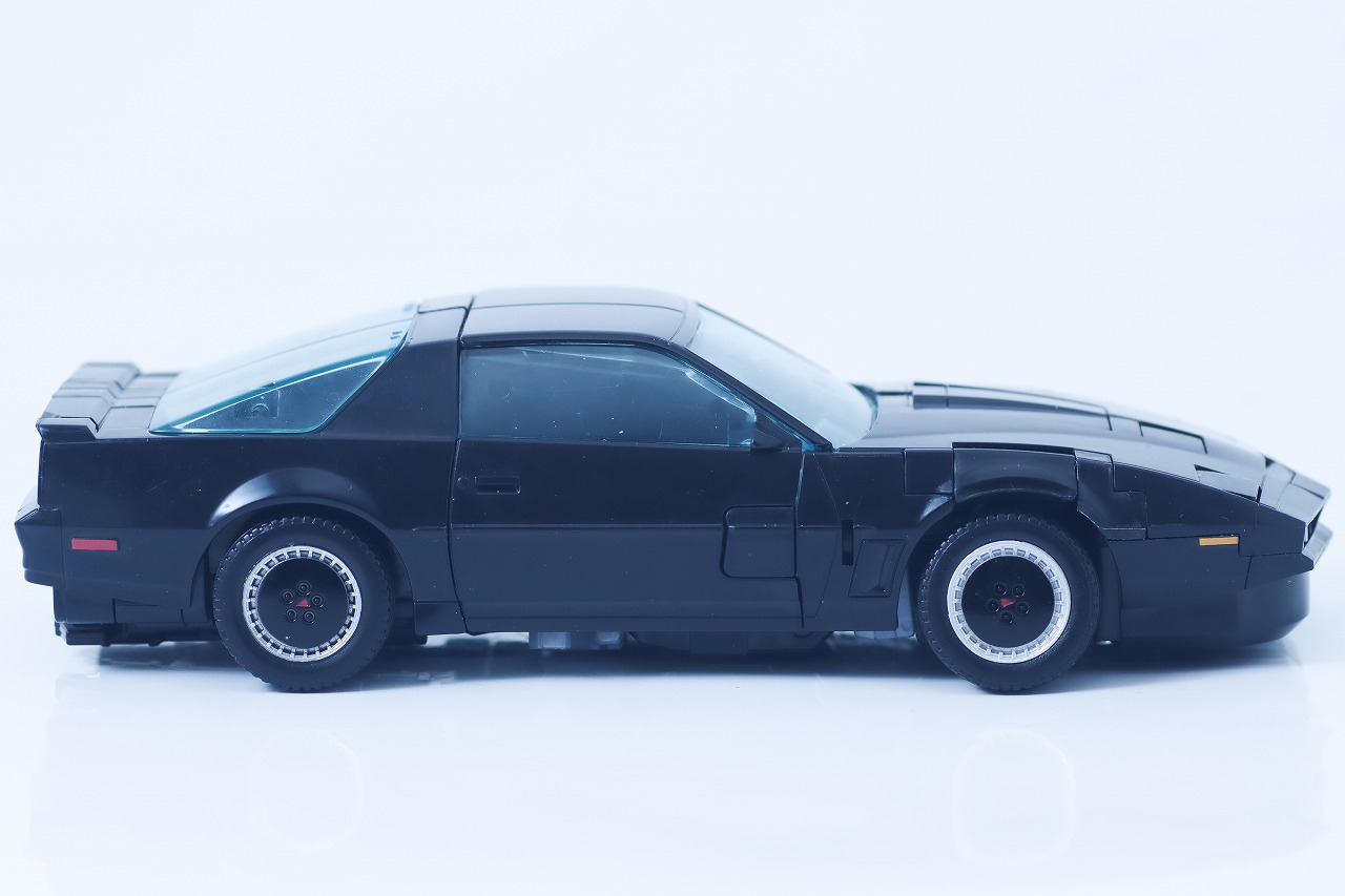 トランスフォーマー　ナイトライダー エージェントナイト　レビュー　ビークルモード　本体