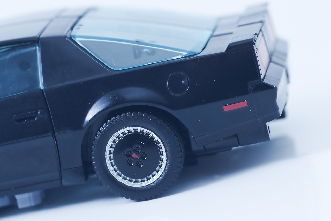 トランスフォーマー　ナイトライダー エージェントナイト　レビュー　ビークルモード　本体