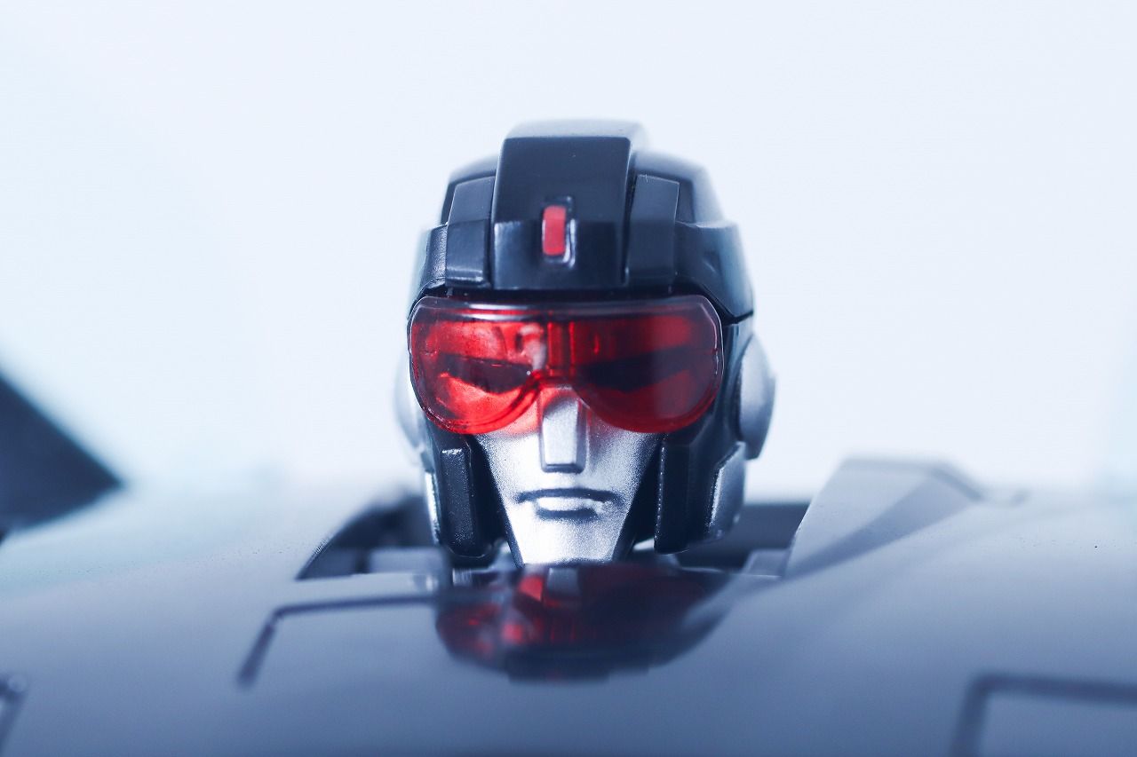 トランスフォーマー ナイトライダー エージェントナイト レビュー ロボットモード 本体