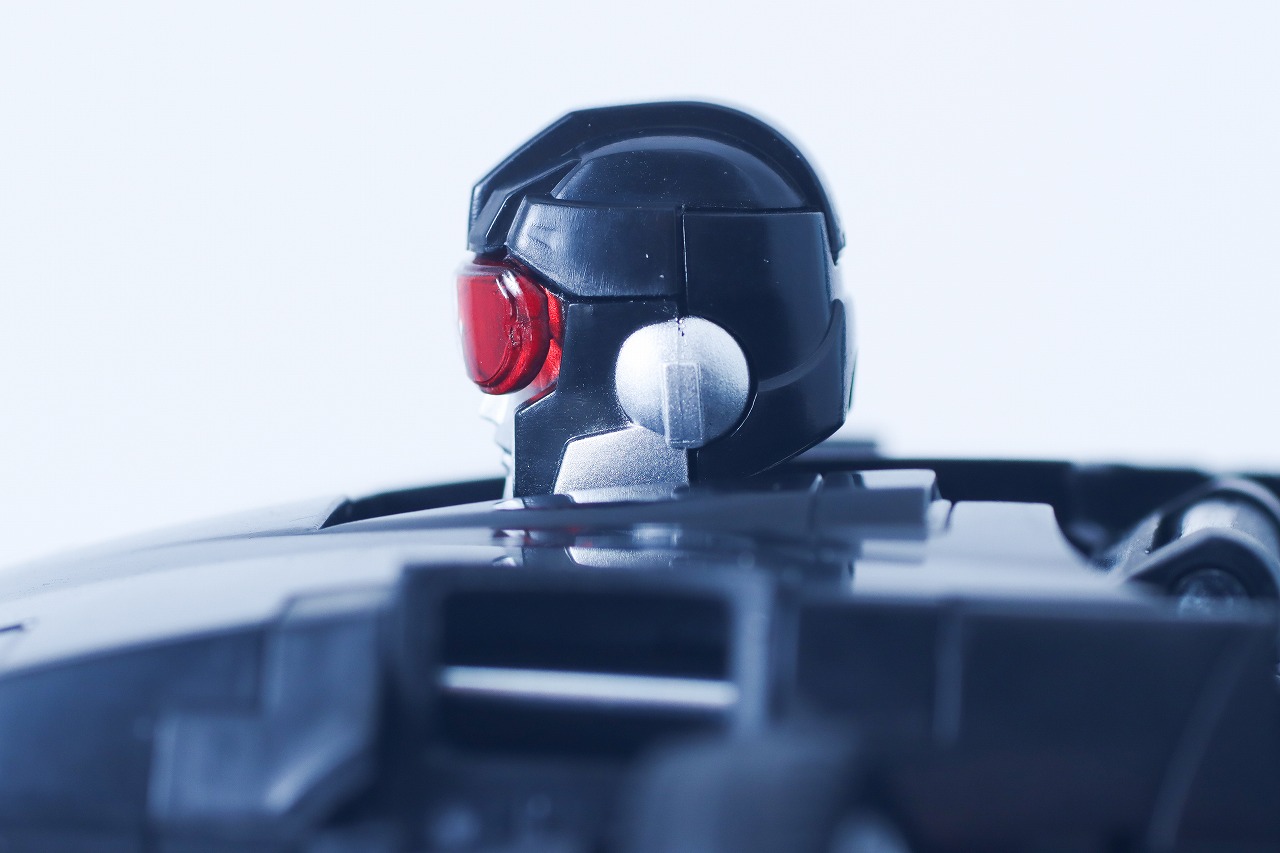 トランスフォーマー ナイトライダー エージェントナイト レビュー ロボットモード 本体