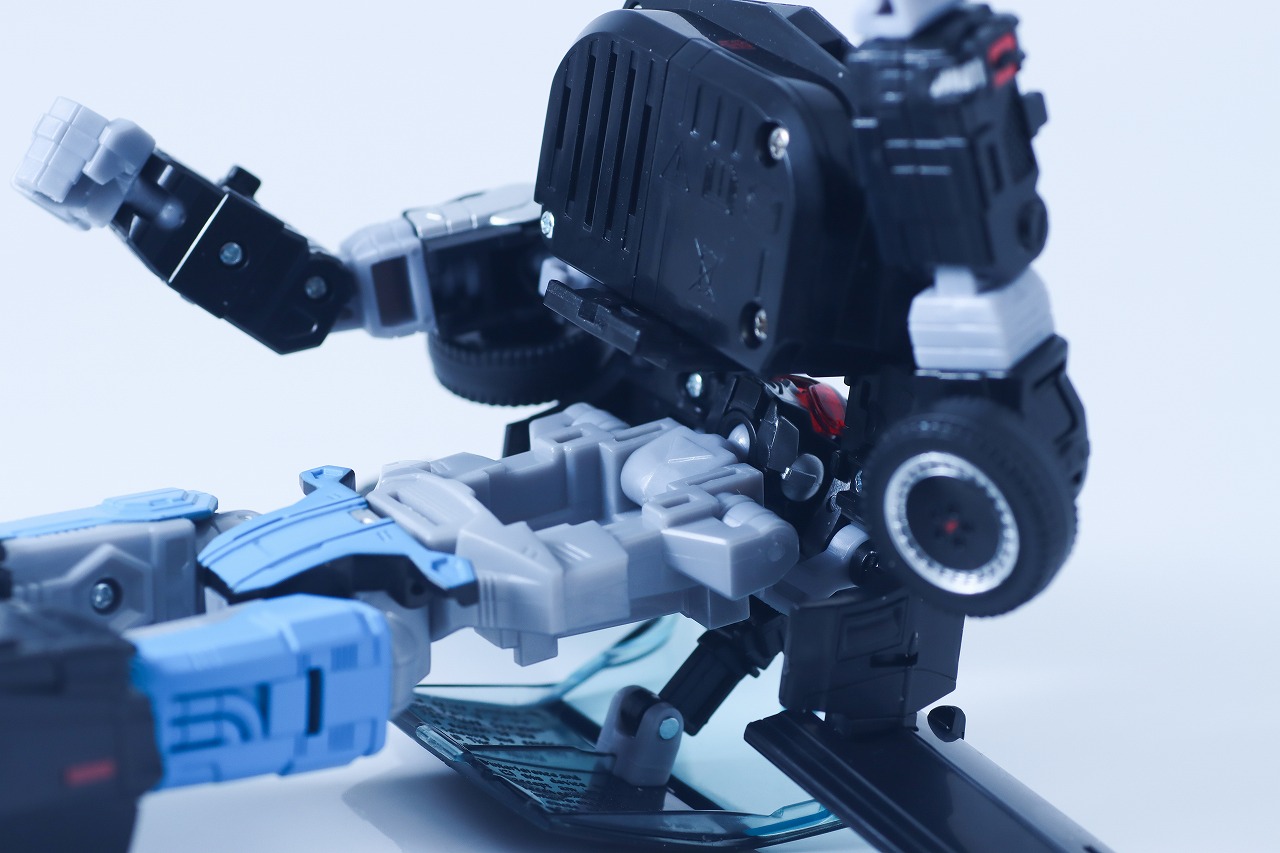 トランスフォーマー ナイトライダー エージェントナイト レビュー 変形ギミック