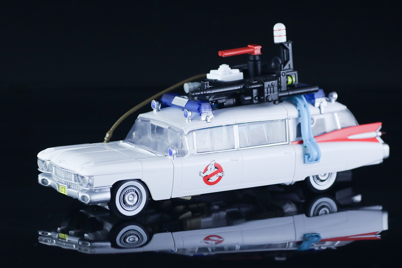 トランスフォーマー　ゴーストバスターズ エクトトロン／エクト-1　ビークルモード　レビュー　本体