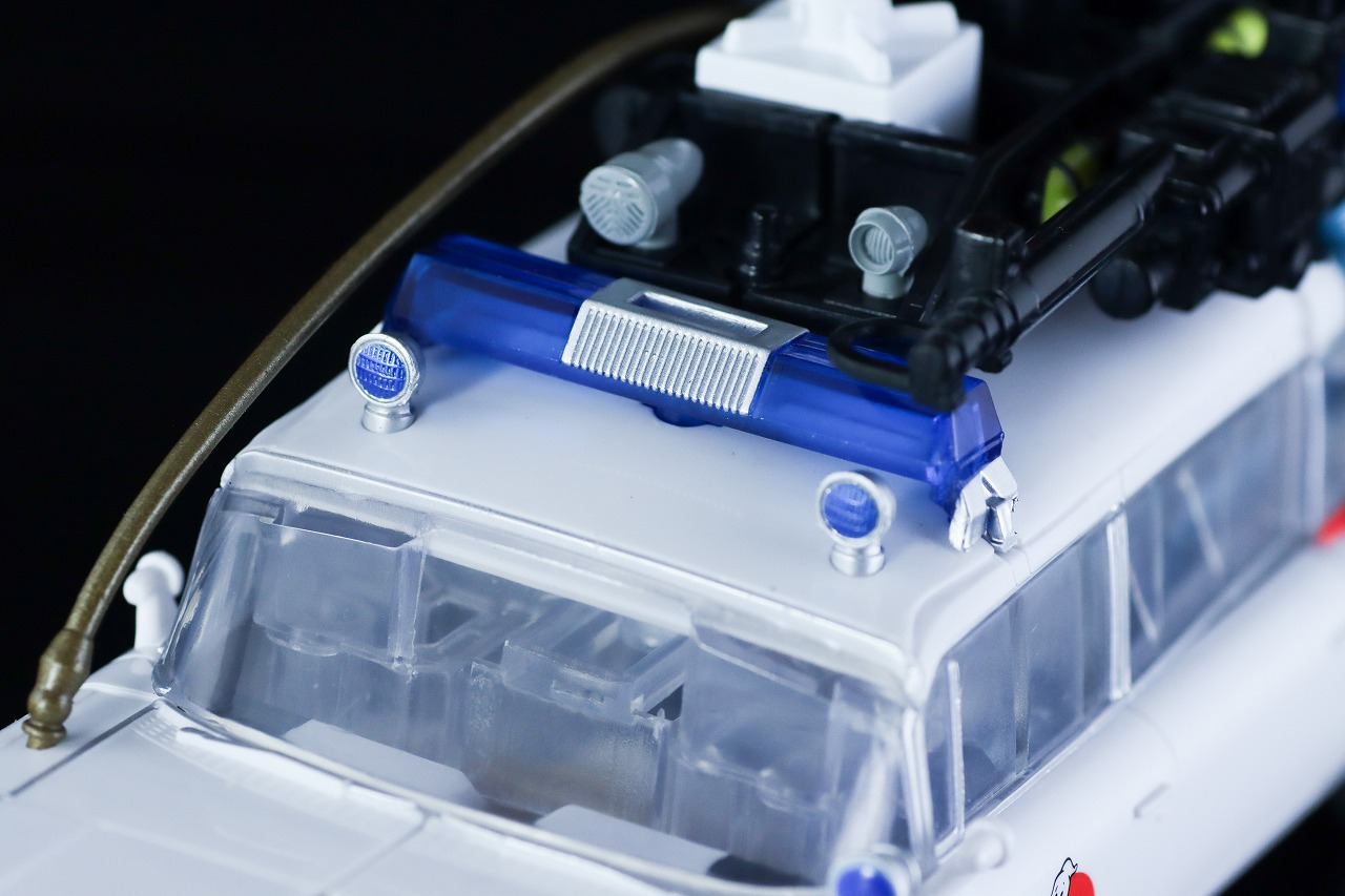 トランスフォーマー　ゴーストバスターズ エクトトロン／エクト-1　ビークルモード　レビュー　本体