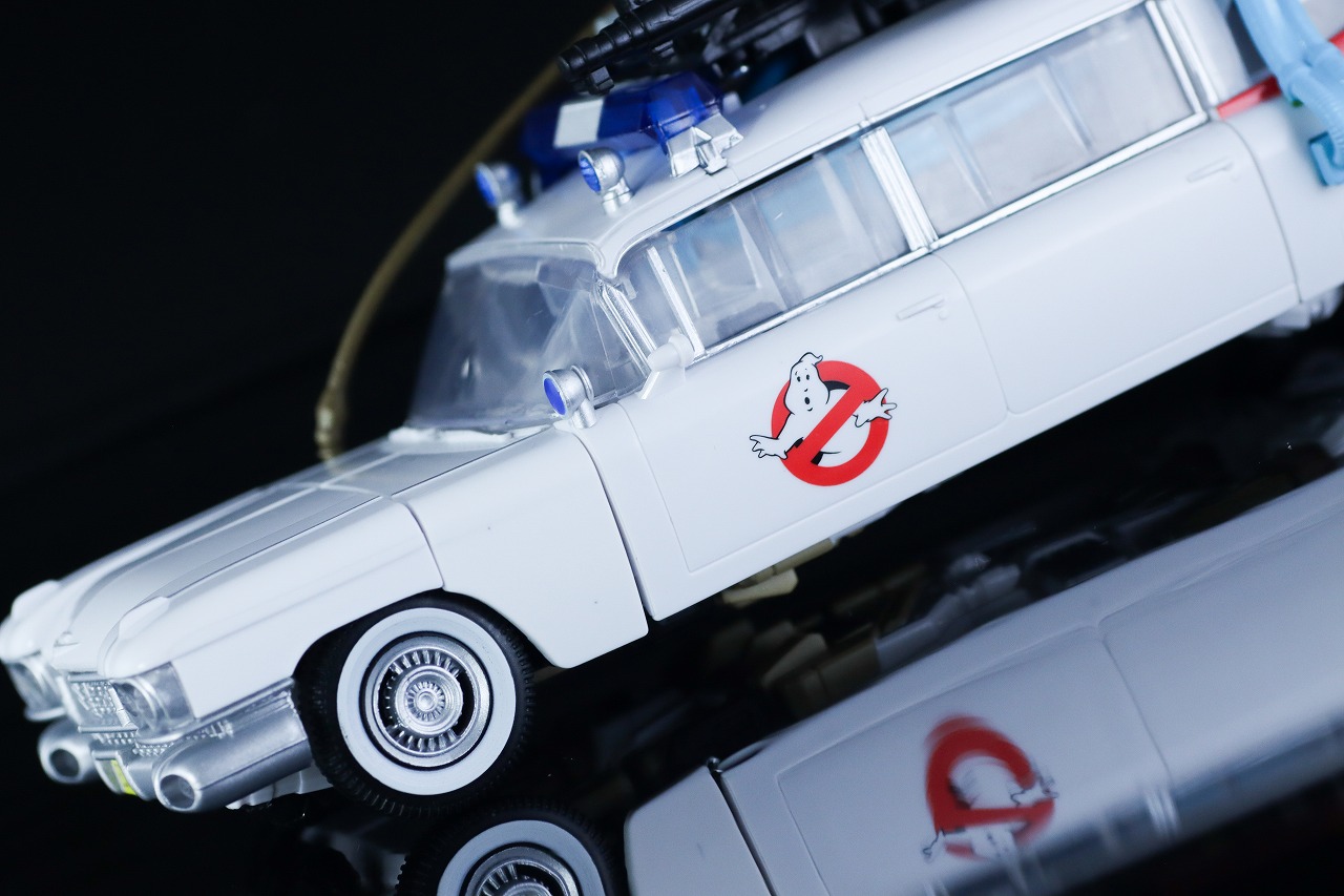 トランスフォーマー　ゴーストバスターズ エクトトロン／エクト-1　ロボットモード　レビュー　アクション