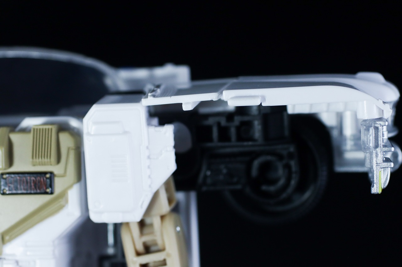 トランスフォーマー　ゴーストバスターズ エクトトロン／エクト-1　ロボットモード　レビュー　変形