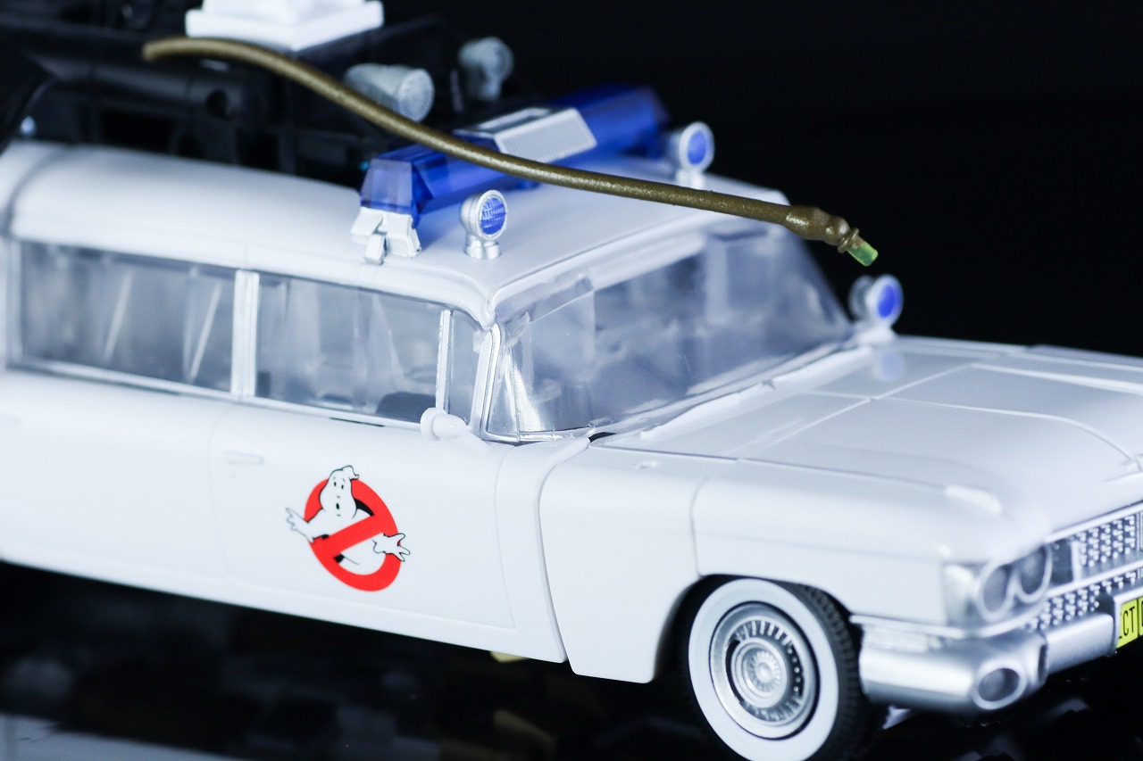 トランスフォーマー　ゴーストバスターズ エクトトロン／エクト-1　ロボットモード　レビュー　変形