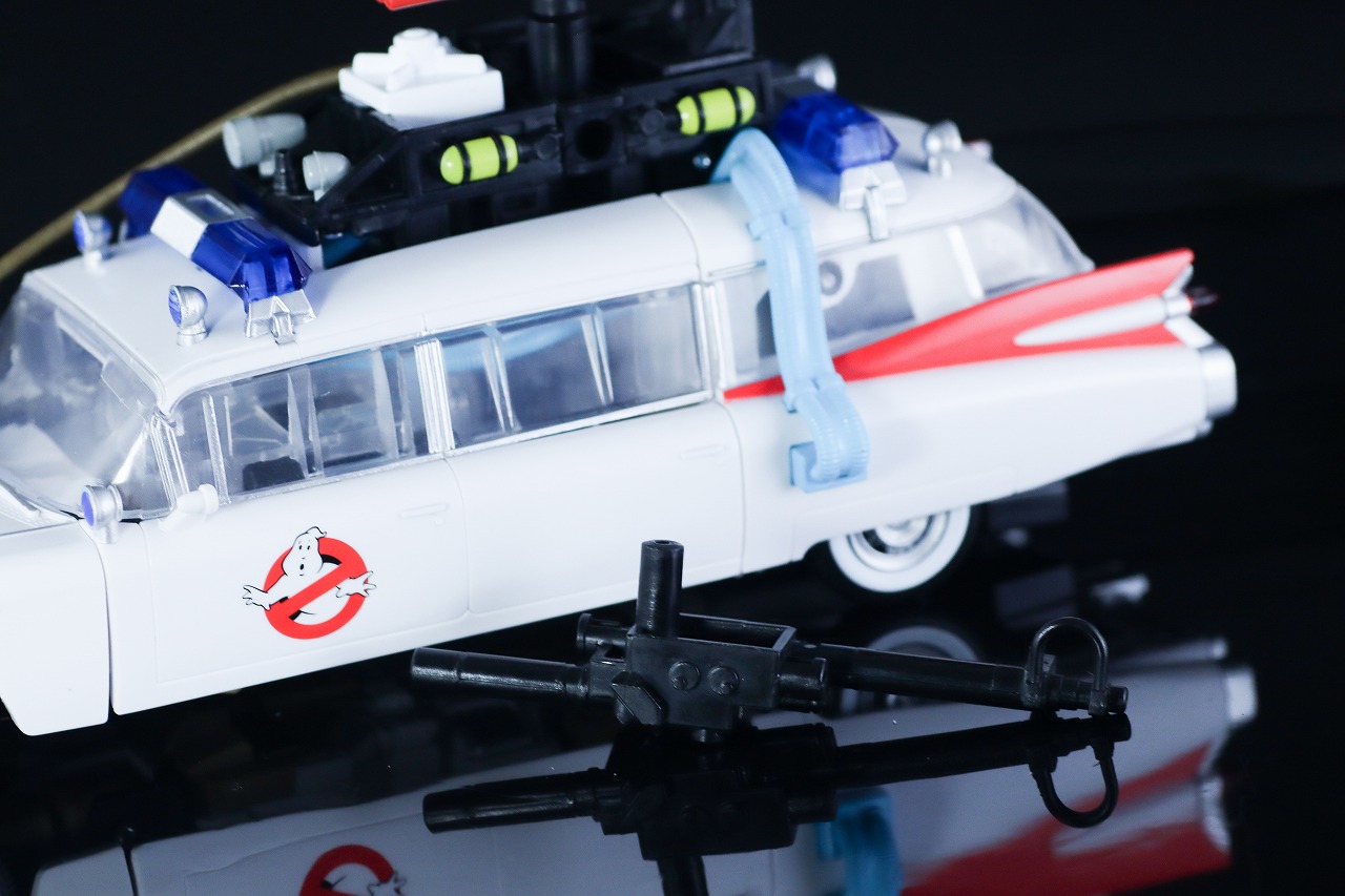 トランスフォーマー　ゴーストバスターズ エクトトロン／エクト-1　ロボットモード　レビュー　変形