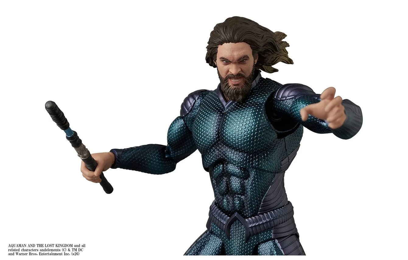 MAFEX　アクアマン　ステルススーツ